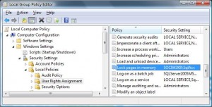Lock Pages in Memory User Right beállítása az SQL Server accountra